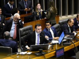 Senado vai debater e votar PEC das drogas e isenção do IR