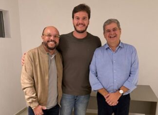 Saulo Germano debate prioridades de Campina Grande e LDO em reunião com Bruno Cunha Lima e Alcindor Villarim