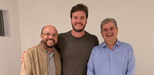 Saulo Germano debate prioridades de Campina Grande e LDO em reunião com Bruno Cunha Lima e Alcindor Villarim