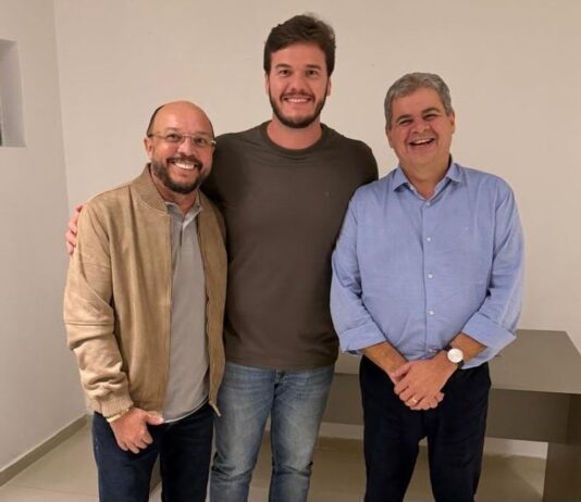 Saulo Germano debate prioridades de Campina Grande e LDO em reunião com Bruno Cunha Lima e Alcindor Villarim