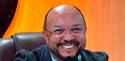 Saulo Germano propõe Cadastro Único para pessoas com autismo e reforça políticas de inclusão em Campina Grande