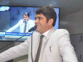 Vereador propõe programa de combate ao uso de celular ao volante em Campina Grande