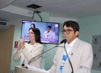 Vereador Saulo Noronha defendeu inclusão e valorização da comunidade surda em sessão especial sobre Libras