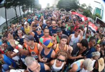 Com disposição e alegria, corredores anônimos agitam a São Silvestre