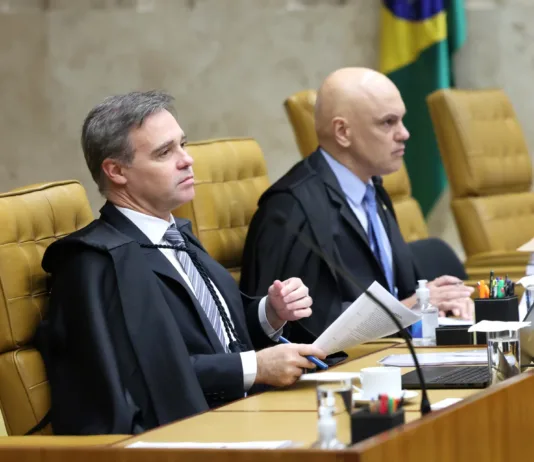 STF: Corte tem 4 votos a 3 para manter separadas situações de Moraes e Mendonça; Dino pede vista