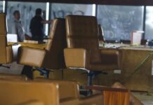 STF vota para condenar homem que sentou na cadeira de Moraes