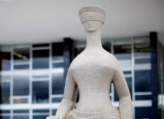 Polícia Federal pede a Fachin suspeição de Toffoli no inquérito do Banco Master