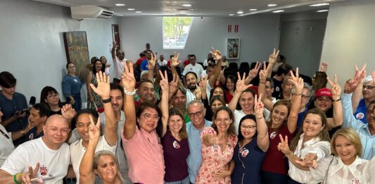 Veneziano anuncia Janine Lucena como sua 1ª suplente para a reeleição ao Senado