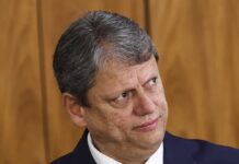 Alexandre de Moraes pede parecer da PGR sobre pedido para investigar Tarcísio