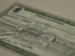 Eleitor tem quatro meses para regularizar título e votar em outubro