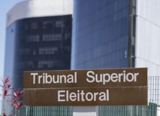 Cármen Lúcia antecipa eleição para sucessão no Tribunal Superior Eleitoral