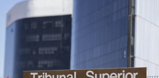 TSE suspende novas filiações após registros indevidos no sistema