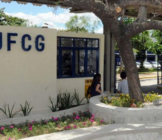 Professores da UFCG iniciam greve por tempo indeterminado nesta segunda (10)