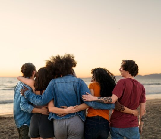 Saiba a importância das boas amizades para a saúde mental