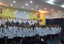 UNINASSAU realiza Cerimônia do Jaleco e aula magna de Medicina