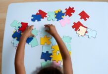 Abril Azul: a atuação do psicólogo no tratamento de pessoas com TEA