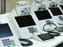 TRE-PB realiza preparação das urnas para as eleições 2024