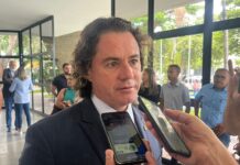 Veneziano conversa com três ministros e tranquiliza gestores sobre continuidade de carros-pipa na Paraíba