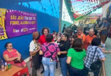 Veneziano participa e elogia início da festa na Vila do Artesão e em Galante