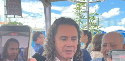 Veneziano ressalta competência de Léo para continuar gestão de Cícero e reafirma compromisso de seu mandato com João Pessoa