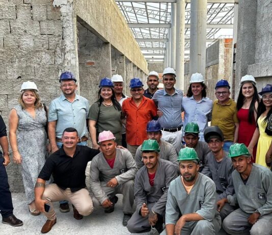 Casas e Mercado Municipal: Veneziano cumpre agenda em ações concretizadas em Itapororoca e Pirpirituba graças à sua atuação