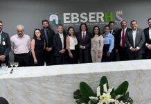 Durante posse do novo superintendente do HULW, autoridades agradecem a Veneziano projeto que garantiu mais recursos para HUs de todo o Brasil