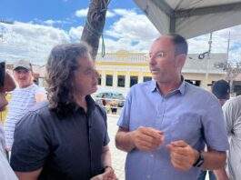 Prefeito de São João do Cariri entrega R$ 2 milhões em veículos à população e agradece a Veneziano destinação de recursos