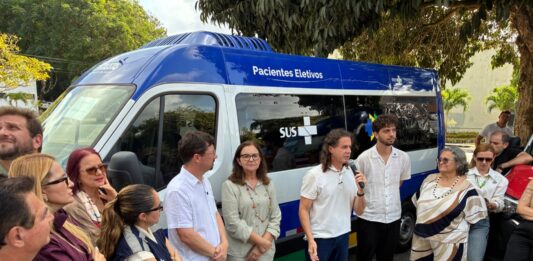Veneziano participa da entrega de ambulâncias do SAMU a cidades da Paraíba, fruto de sua atuação parlamentar