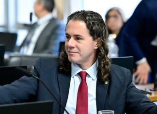 Senado aprova Projeto relatado por Veneziano que garante ajuda de custo para paciente SUS fora de seu município