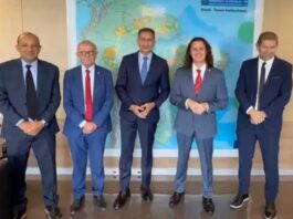 Ministro confirma a Veneziano, Cícero e prefeitos do Vale do Piancó proximidade da licitação para o 3º eixo da transposição na Paraíba