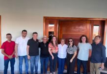 Veneziano participa de entrega de obras em Poço José de Moura e recebe reafirmação de apoio de prefeitos à sua reeleição