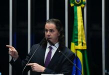 Na tribuna, Veneziano registra 30 anos da partida do ex-governador e ex-senador Antônio Mariz: “legado permanece vivo”