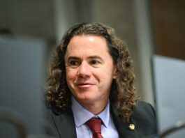 Veneziano lidera disputa para o Senado em Campina Grande com 64,4%, aponta pesquisa Índice