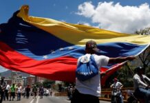 Brasil, Colômbia e México cobram atas de votação a autoridades da Venezuela, e paz na ruas