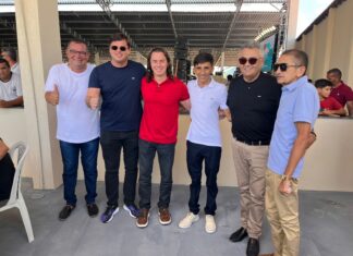 Veneziano passa o sábado no Sertão, faz reunião em Paulista e prestigia aniversário do ex-prefeito Pedro Caetano em Bom Sucesso