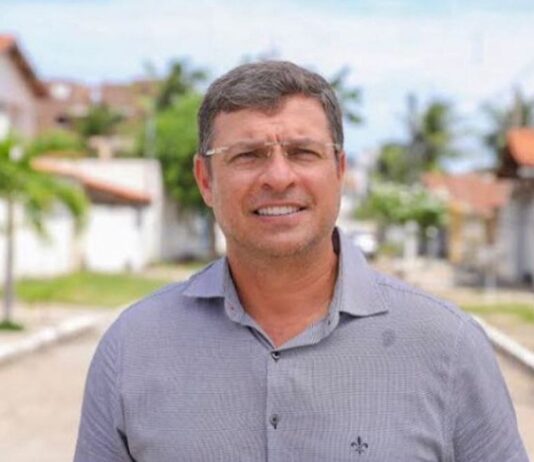 O Prefeito de Cabedelo, Vitor Hugo agora é cidadão paraibano
