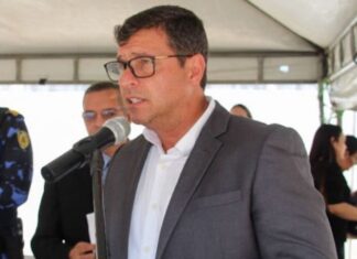 Ex-prefeito de Cabedelo, Vitor Hugo deixa presidência do Avante na Paraíba