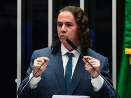 Veneziano enaltece investimentos do governo Lula em saúde, educação e casas do ‘Minha Casa, Minha Vida’ na Paraíba