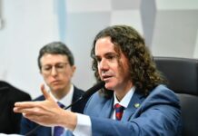 Líder da Maioria, Veneziano diz que posição do Senado em aprovar reciprocidade a tarifaço de Trump foi “firme, necessária e racional”