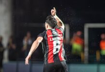 Vitória vira sobre Fortaleza e conquista o penta da Copa do Nordeste
