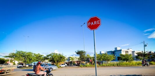 Obras do VLT: passagem de nível do Dinamérica é liberada e ligação temporária entre Bodocongó e Pedregal está em funcionamento