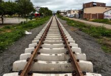 Obras do VLT: instalação de passagens de nível começa na divisa entre o Tambor e o Catolé