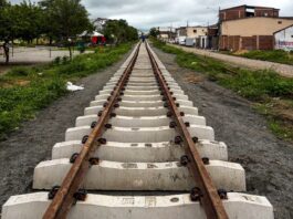 Obras do VLT: instalação de passagens de nível começa na divisa entre o Tambor e o Catolé