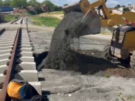 Prefeitura de Campina Grande iniciou neste sábado intervenção emergencial em linha férrea no bairro de Bodocongó