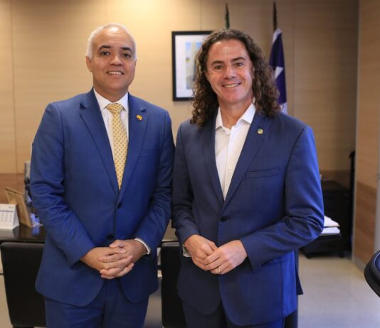 Veneziano acompanha projetos no Ministério das Cidades e volta à Paraíba nesta quarta para se dedicar “integralmente” à reeleição de Lula