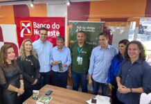 Veneziano diz que carreta do BNB em Campina Grande traz à população crédito facilitado e estímulo ao empreendedorismo