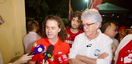 Veneziano participa da convenção do PT e agradece ao presidente Lula e aos militantes o apoio à sua reeleição