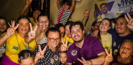 Vitor Ribeiro caminha em Santa Rosa e visita Instituto São Vicente de Paula