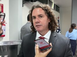 Justiça manda identificar quem está por trás de estrutura digital e quem pagou anúncios contra Veneziano