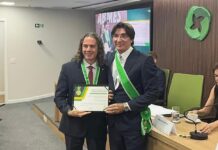 Veneziano recebe ‘Ordem ao Mérito ABMES da Educação Superior’ por sua contribuição à Educação no Brasil